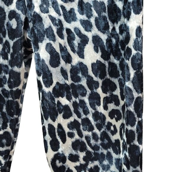 2/$15 IZ Byer Animal Print Leggings Gray Black Size 14 Large Velvet Pull On Pant - Picture 3 of 6